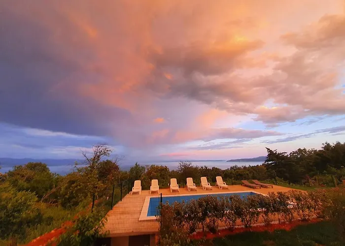 Apartments Nika With Swimming Pool And Beautiful Sea View