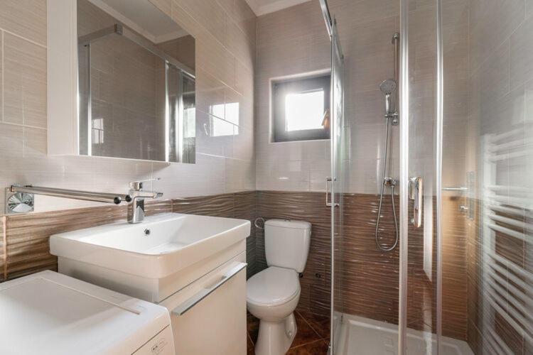 Apartment Nika With Swimming Pool And Beautiful Sea View