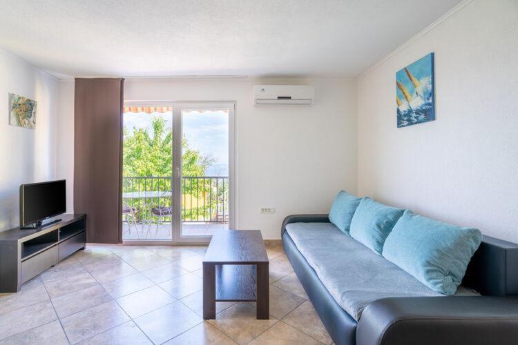 Nika With Swimming Pool And Beautiful Sea View Apartman Dobrec
