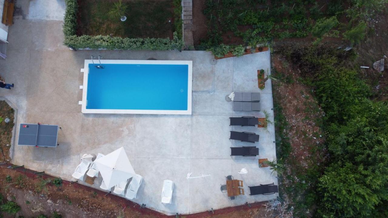 Nika With Swimming Pool And Beautiful Sea View Apartment